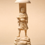 Tang Sanzang (唐三藏) Hinoki Wood Statue – Wisdom & Perseverance · 30 cm