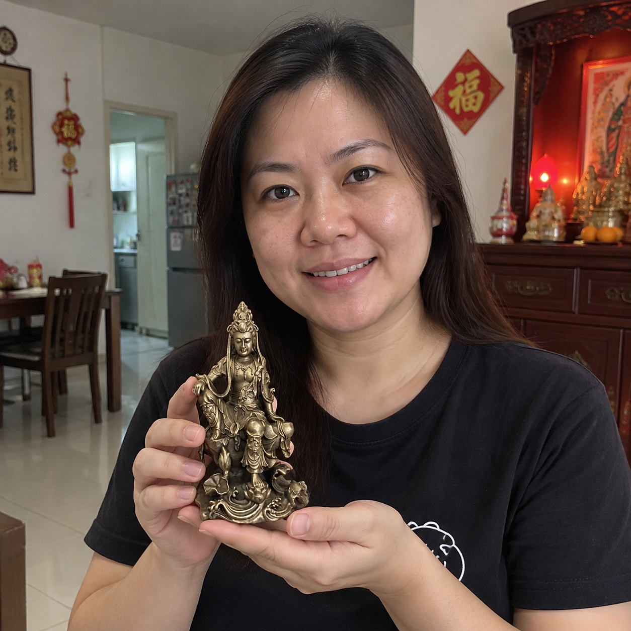 Guanyin 观音菩萨 antique bronze statue in a Malaysian home